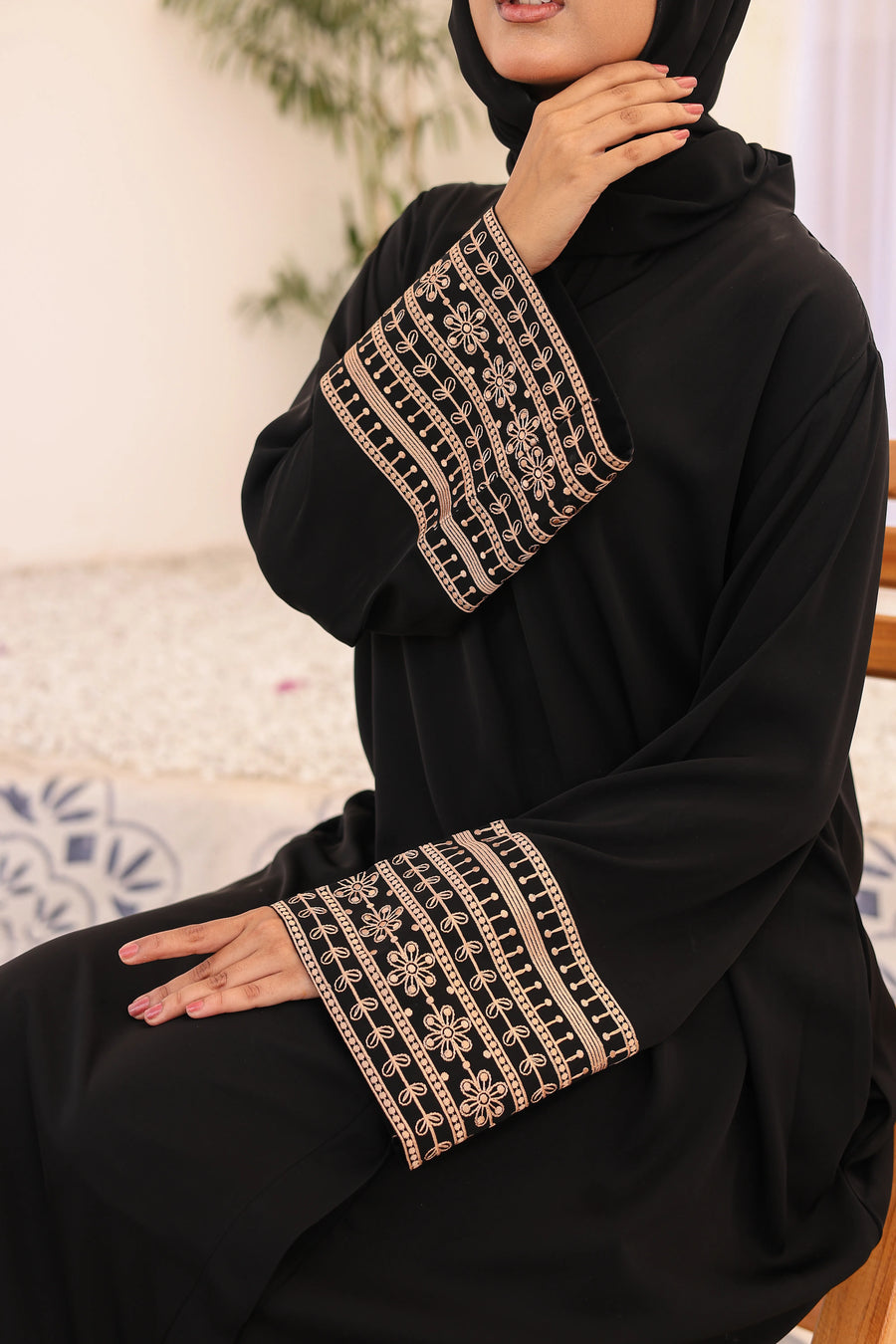 Zarafshan Embroided Abaya - Black