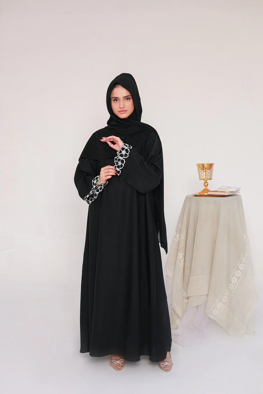 Lana Abaya - Black